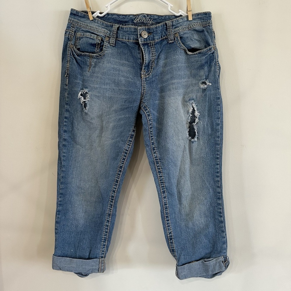 VTG Vanity Women's Distressed Demin‎ Jeans Light Wash Capris Y2K 31